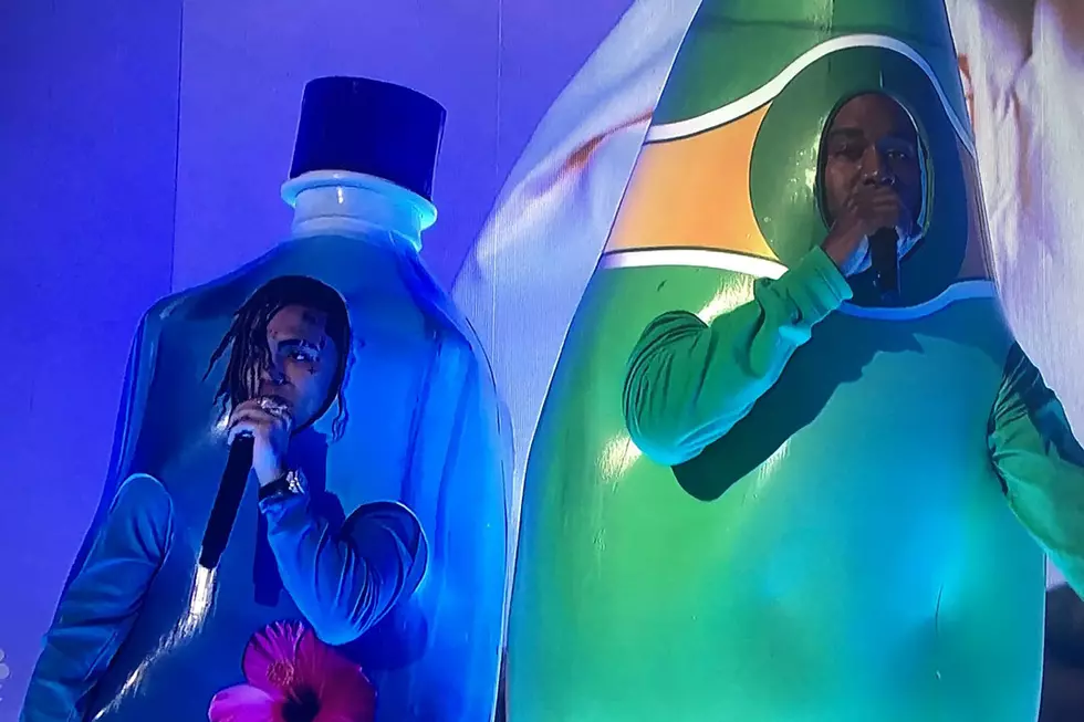 Kanye West Performs “I Love It” With Lil Pump and More on ‘Saturday Night Live’